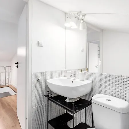 Chill K15 Two Floor House *