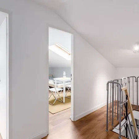 아파트 Chill K15 Two Floor House *