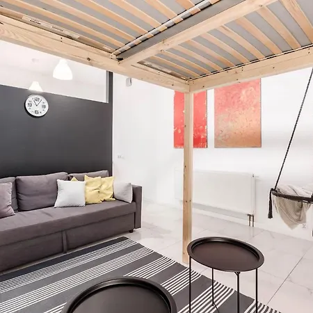 Chill K15 Two Floor House * Варшава
